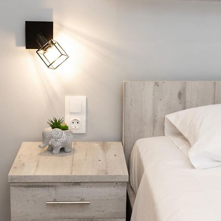 Little Miracle In Thessaloniki Apartment Exterior photo