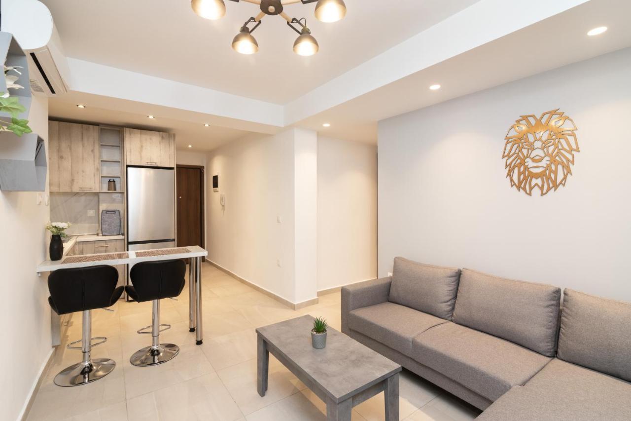 Little Miracle In Thessaloniki Apartment Exterior photo